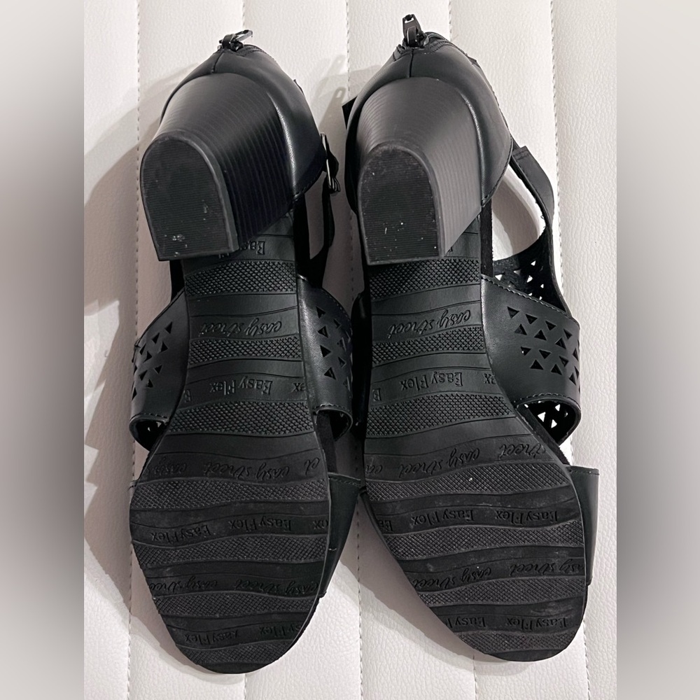Easy Street Black Laser-Cut Slingback Adara Sandals Heel Shoes 8M NIB - Picture 6 of 8